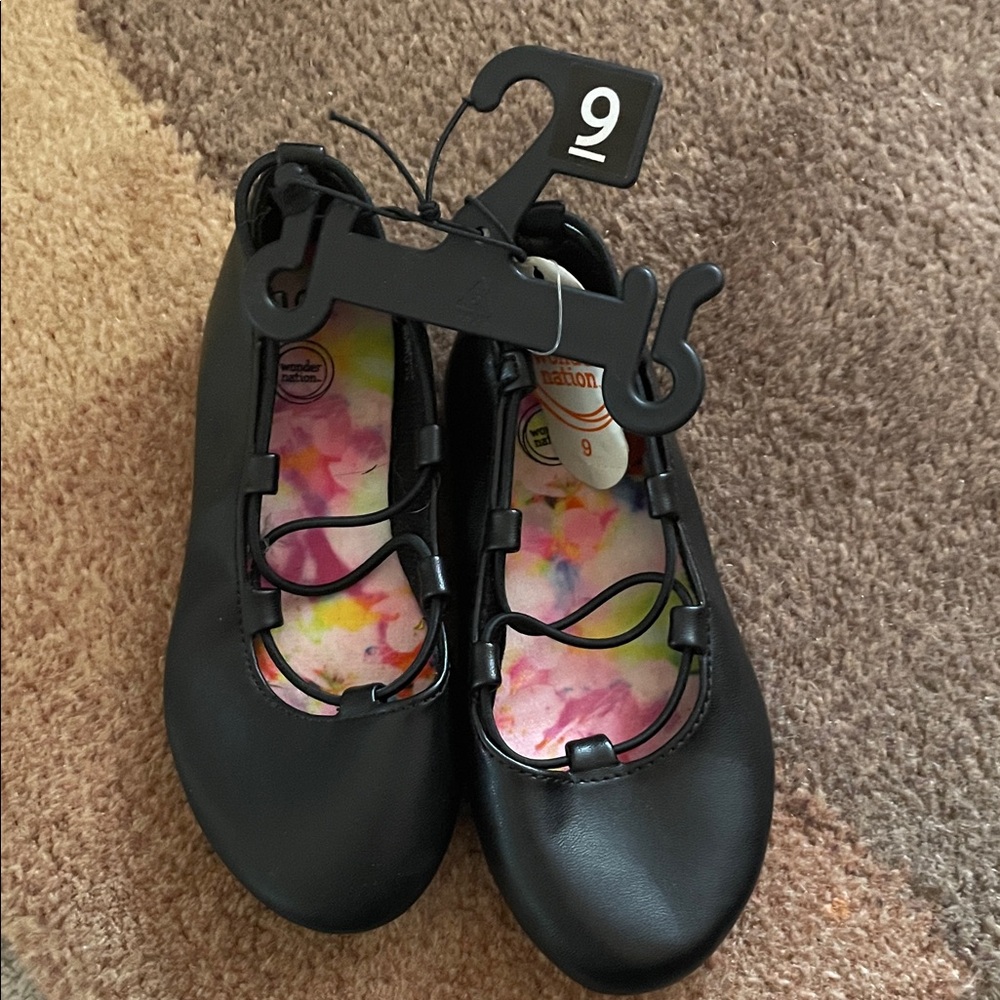 Wonder Nation Black Dress Shoes with Colorful Insole